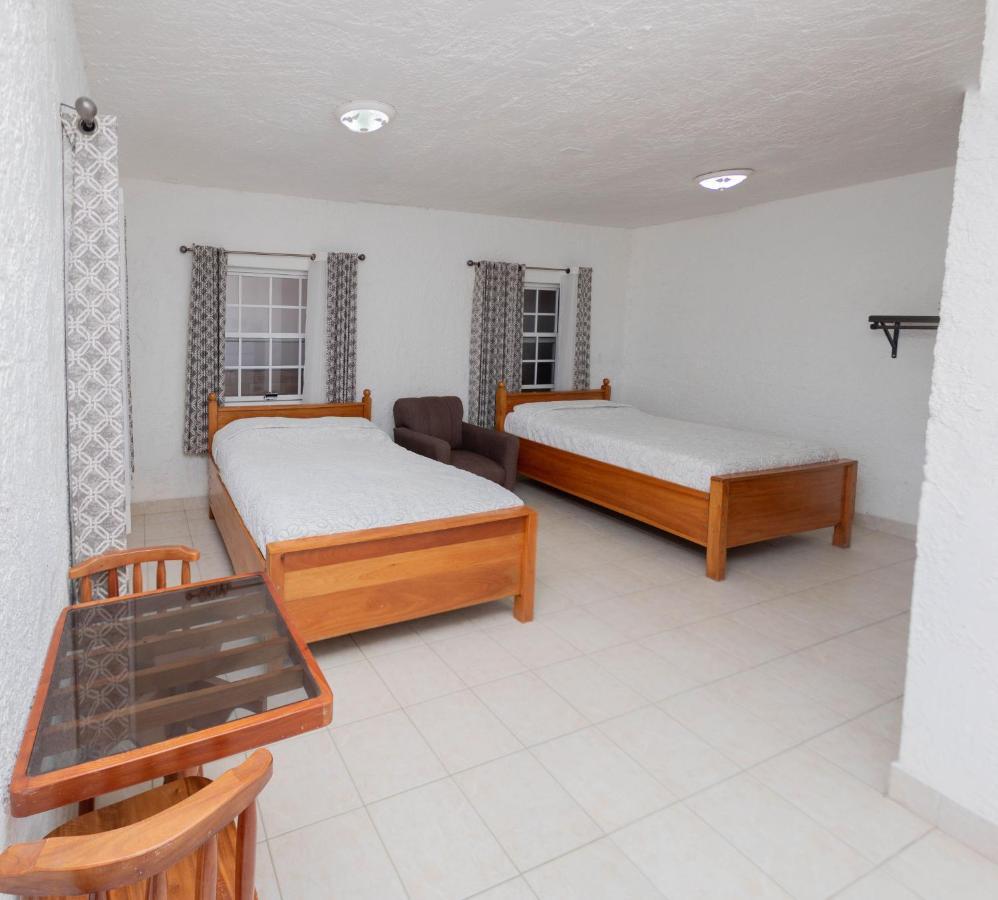 Las Palmas Hotel Corozal Bagian luar foto