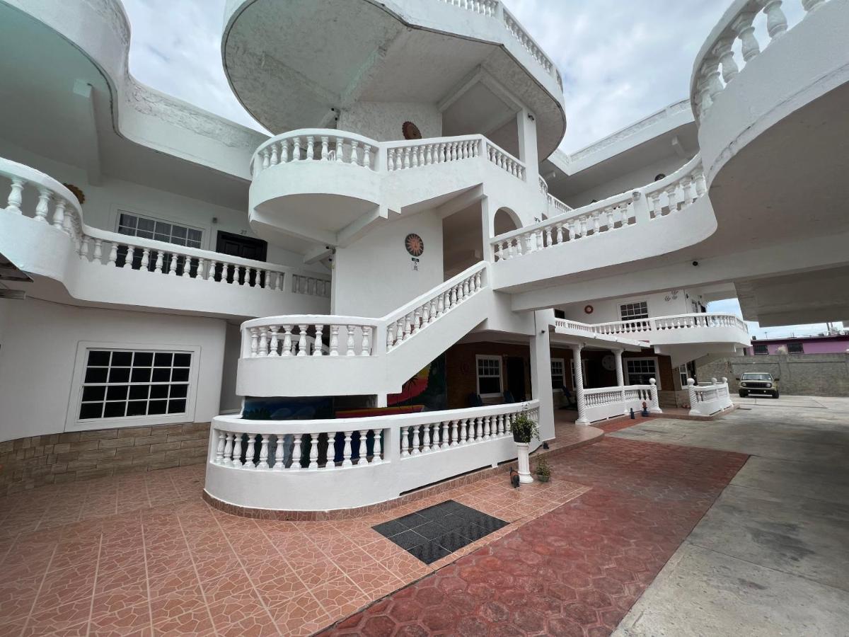 Las Palmas Hotel Corozal Bagian luar foto