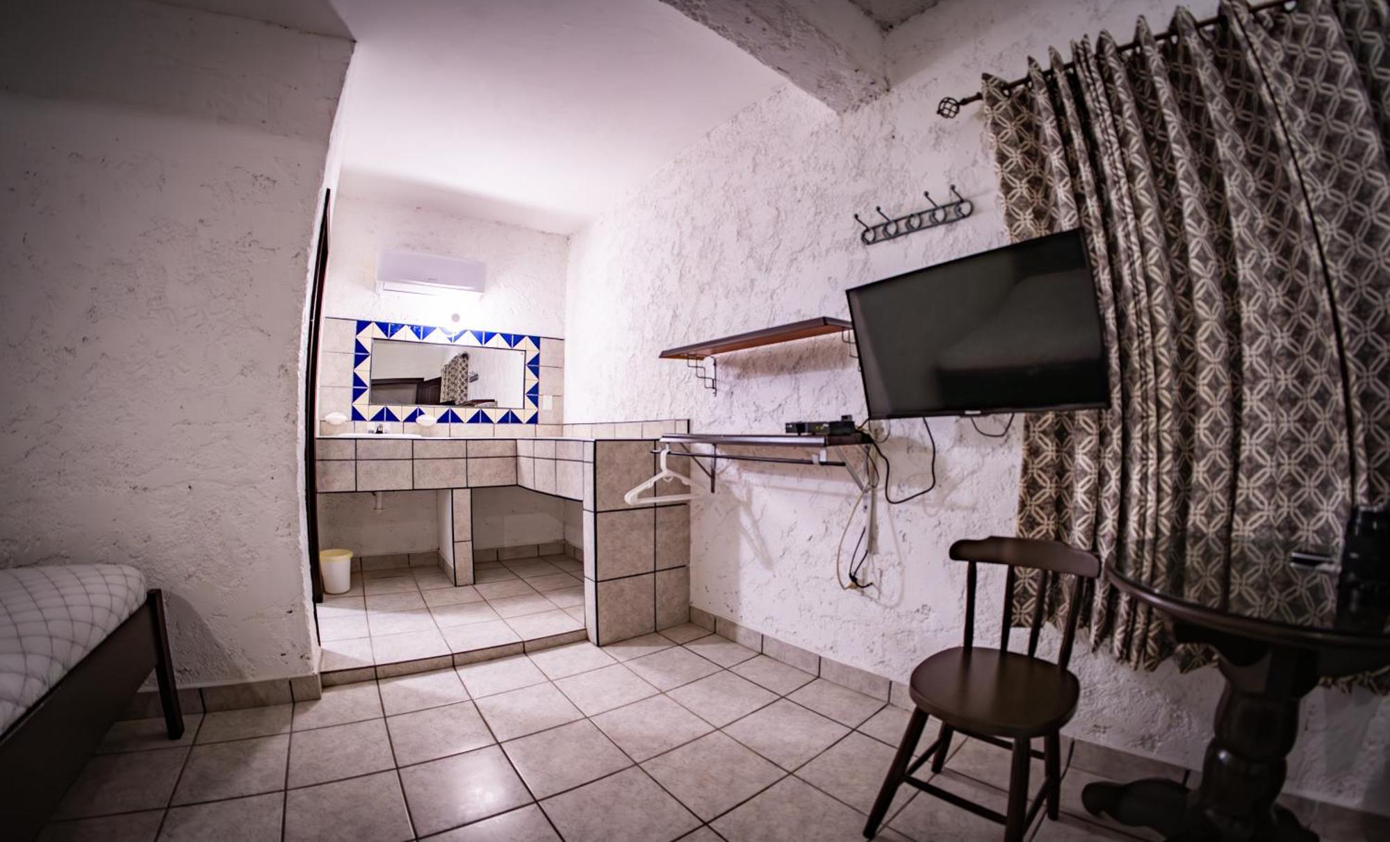 Las Palmas Hotel Corozal Bagian luar foto