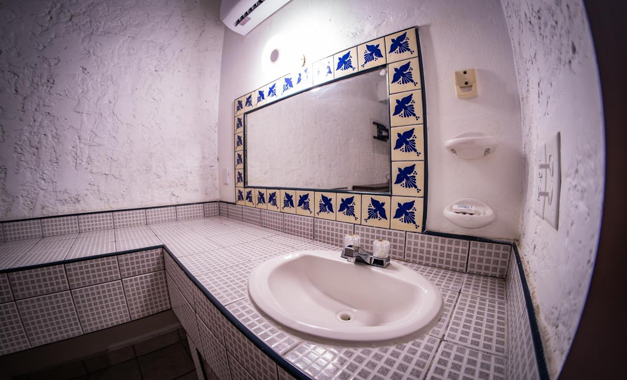 Las Palmas Hotel Corozal Bagian luar foto